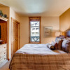 Отель Premier 2 Bedroom Mountain View Condo Located in Historic Downtown Breckenridge Walking Distance to , фото 6