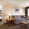 Отель Days Inn And Suites - Langley, фото 4