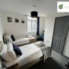 Отель 5 Bedroom - 5 Bathroom House By Passionfruitproperties close to Coventry City Centre with Free Wi-fi, фото 16