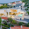 Отель Luxury Villa Complex Pax & Vitae With Heated Infinity Pools, 16 Sleeps, фото 1