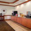 Отель Country Inn & Suites by Radisson, Tifton, GA, фото 12