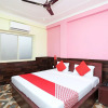 Отель OYO 28801 Radhika Guest House, фото 10