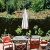 Отель Bed and Breakfast in Hollywood Hills, фото 18