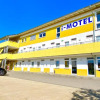 Отель i-Motel, фото 1