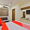 Отель OYO 11985 Hotel Khushboo, фото 2