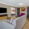 Отель La Quinta Inn & Suites by Wyndham San Francisco Airport N, фото 28