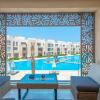 Отель High Standard 2-Bedroom in Mangroovy Residence, Pool View & Beach, фото 7