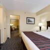 Отель Country Inn & Suites by Radisson, Niagara Falls, ON, фото 36