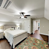 Отель New Listing! Brand-new Near Downtown 3 Bedroom Home, фото 14