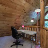 Отель Dunder Mountain Views Cabin Retreat 3 Bedroom Cabin by RedAwning, фото 6