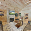 Отель Southern Comfort: All-suite Getaway W/ Hot Tub 2 Bedroom Cabin, фото 2