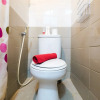 Отель Comfort 2BR with Pool View Green Pramuka City Apartment, фото 11