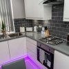 Отель Aphrodite Suites Leeds в Лидсе