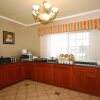 Отель SureStay Plus Hotel by Best Western Quanah, фото 20