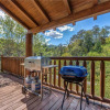 Отель Longwalker Lodge, 3 Bedrooms, Hot Tub, Game Room, Sleeps 9, фото 11