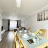 Отель Comfy 3-bedroom House in Worksop, фото 12