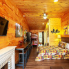 Отель Bigfoot Lodge Room Four, фото 1