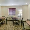 Отель Cobblestone Inn & Suites - Clintonville, фото 14