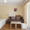 Отель Plush Apartment in Podstrana Near Golf Course, фото 1