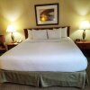 Отель La Quinta Inn & Suites Appleton College Avenue, фото 34