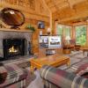 Отель A Mountain Lair 1631 - Two Bedroom Cabin, фото 2