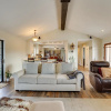 Отель Pet-friendly Temecula Home in Wine Country!, фото 11