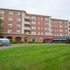 Отель Hampton Inn & Suites Stamford, фото 2