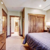 Отель Crystal Peak Lodge 7203 - Ski-In/Ski-Out by RedAwning, фото 12