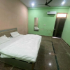 Отель OYO Flagship 808259 Hotel Golden Key Inn, фото 15