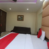 Отель OYO 27864 Hotel Samrat, фото 2