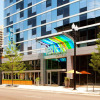 Отель Aloft Chicago Downtown River North, фото 1
