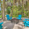 Отель Modern Home w/ Screened-in Pool: 4 Mi to the Beach, фото 24