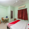 Отель OYO 24189 Maxi Stay, фото 6