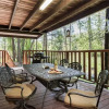 Отель Sleepy Hollow on the River - Three Bedroom Cabin with Hot Tub, фото 16