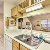 Отель Tallahassee Townhome 4 Mi to College Town!, фото 9
