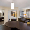 Отель Sonesta Simply Suites Des Moines, фото 2