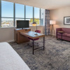 Отель Hampton Inn & Suites Portland-Pearl District, фото 21