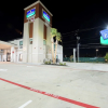 Отель Express INN&Suites, фото 1