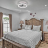Отель Lovely Sebring Retreat w/ Hot Tub & BBQ Grill, фото 3