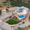 Отель Mountainside Villa With Private Pool and Kids Playground Walk to Restaurant, фото 18