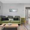 Отель Large Beach Home with Ocean Views from Balcony Unit 2 and 3, фото 3