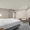 Отель Hilton Garden Inn Calgary Airport, фото 32