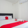Отель RedDoorz Syariah @ Jalan Godean, фото 16