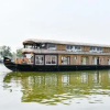 Отель OYO 29757 Amare Deluxe Houseboat, фото 16