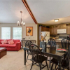 Отель Believe, 2 Bedrooms, Pool Access, WiFi, Hot Tub, Pet Friendly, Sleeps 6, фото 9