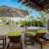 Отель Chalet 2 BRM Penthouse private roof sleeps 4, фото 13