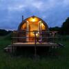 Отель Beautiful 1 bed Glamping pod in Battle, фото 6