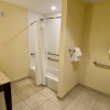 Отель Holiday Inn Express & Suites Orlando East - UCF Area, an IHG Hotel, фото 9