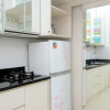 Отель Comfy and Simply 1BR Tamansari Semanggi Apartment, фото 6