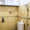 Отель Comfortable and Tranquil 2BR Apartment at Green Pramuka By Travelio, фото 9